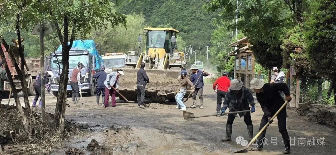 山乡雨夜里的红色防线——记向险逆行守护乡亲的曲奥乡香告村党支部